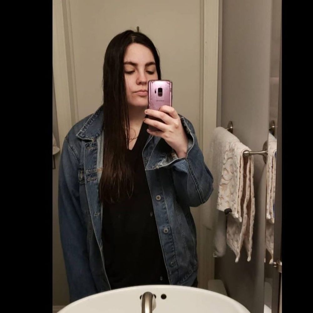 Meet your Posher, Jessica